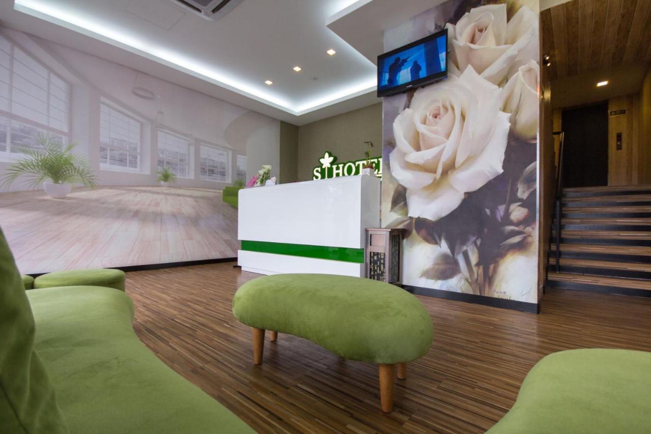 S Hotel Seberang Jaya Buitenkant foto