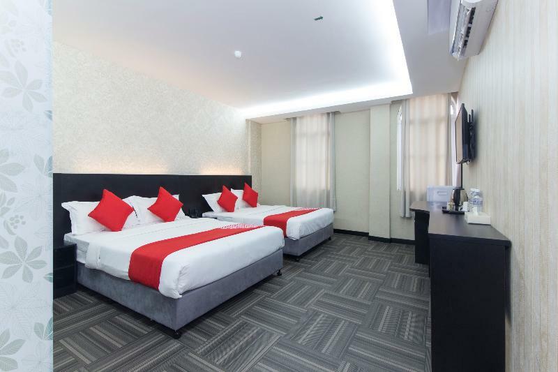 S Hotel Seberang Jaya Buitenkant foto